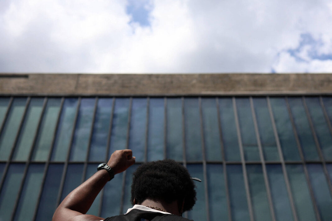 Bancada negra quer fundo para reparação e empreendedorismo – 21/11/2025 – Poder