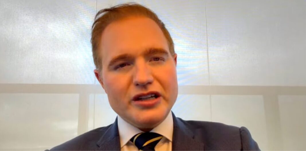 Advogado de Trump critica pedido de Moraes sobre megaoperação