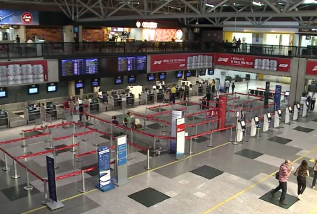 Ameaça de bomba no aeroporto Afonso Pena mobiliza agentes da PF