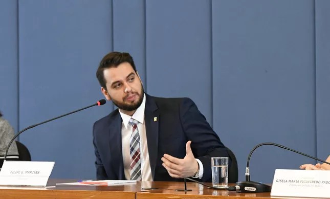 OAB diz que analisará destituição de advogados de Filipe Martins