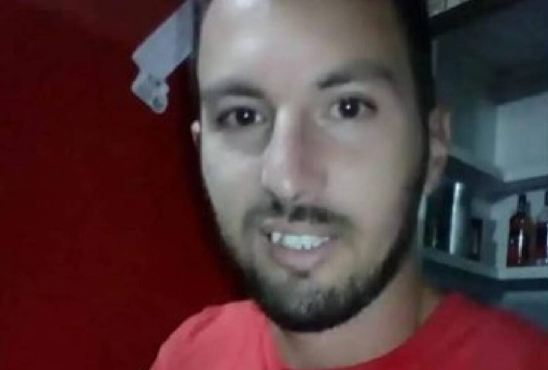 Homem é atacado e morto a facadas por inquilino em discussão