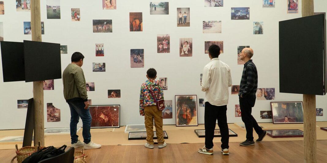 Mostra em São Paulo traz cotidiano do povo indígena paiter suruí