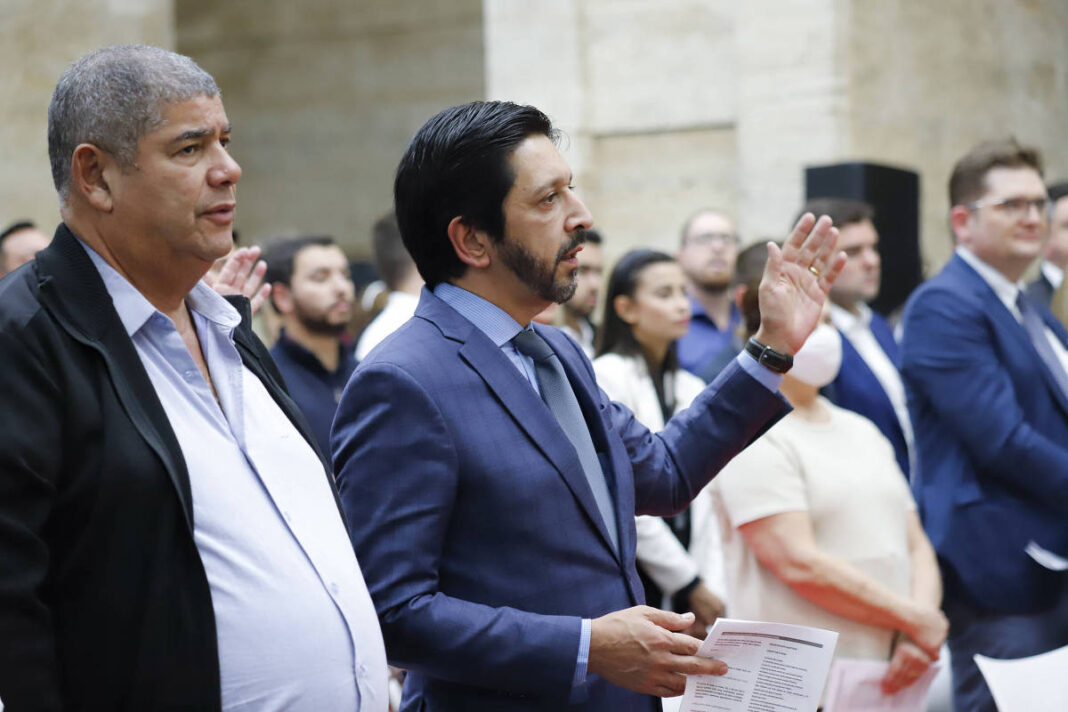 Milton Leite quer alçar Silvão ao comando da Câmara de SP – 18/11/2025 – Cotidiano