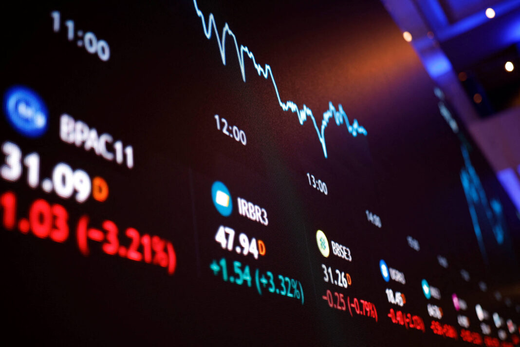 Índices imobiliário e de serviços essenciais puxam Bolsa – 09/11/2025 – Mercado