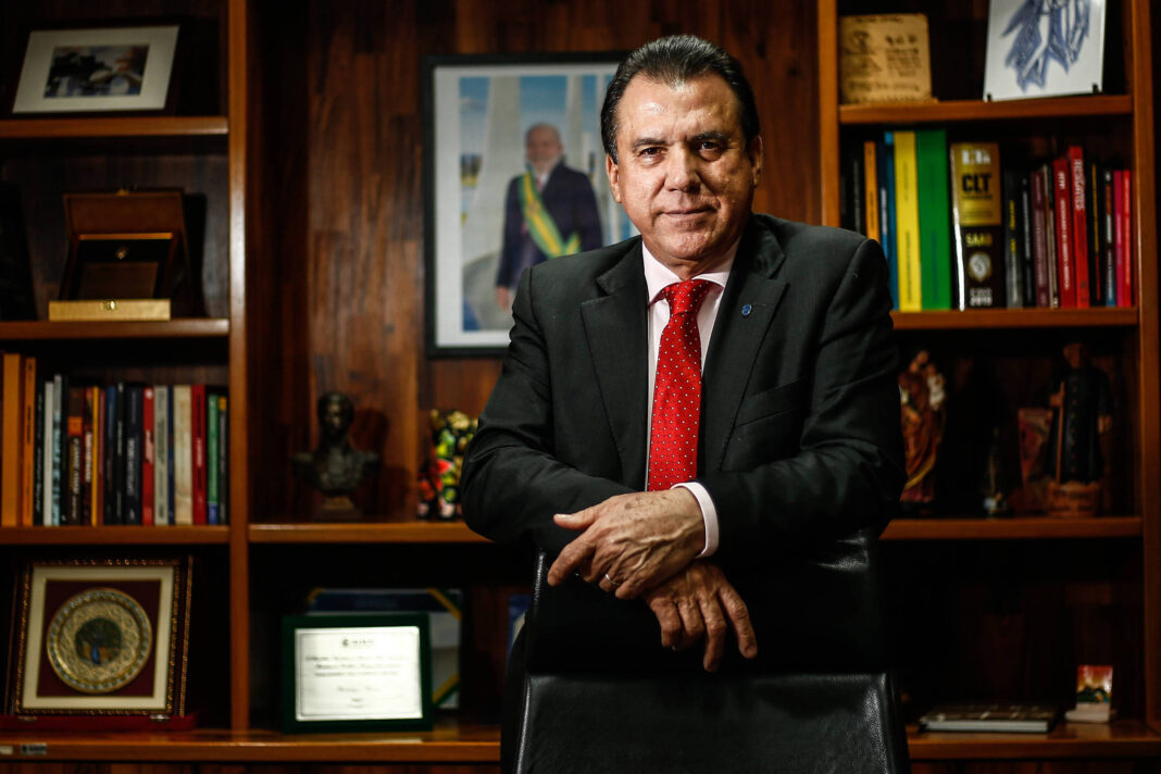 Governo deve fazer nova liberação do FGTS, diz ministro – 08/11/2025 – Painel S.A.