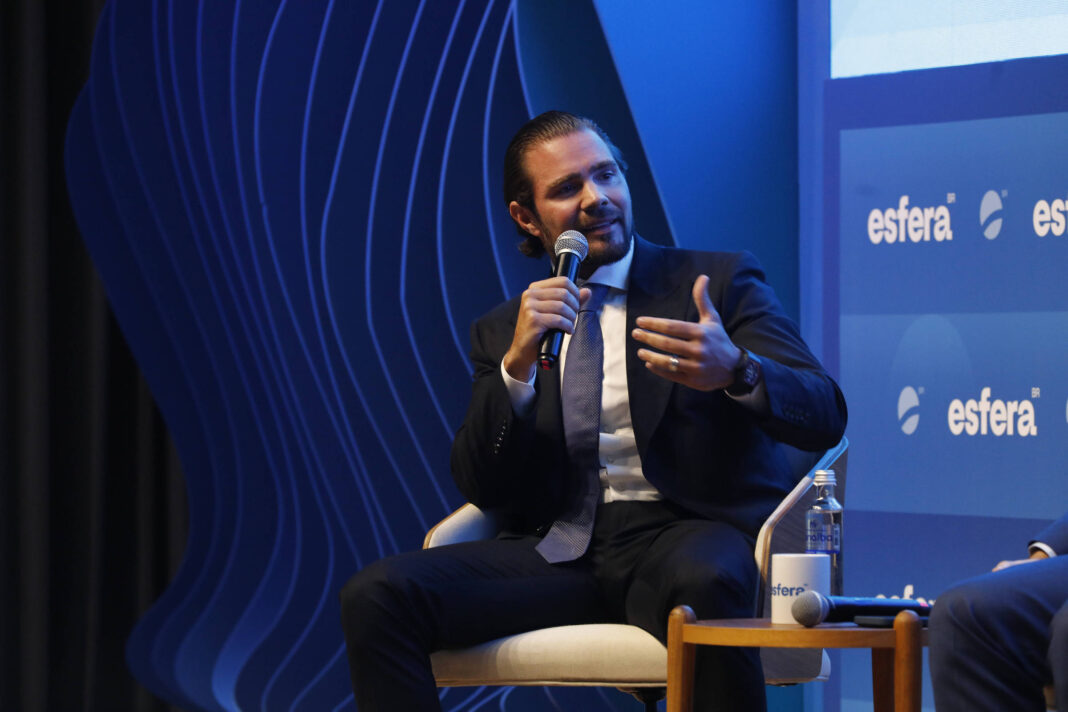 Vorcaro não assinava documentos comprometedores do Master – 30/12/2025 – Painel