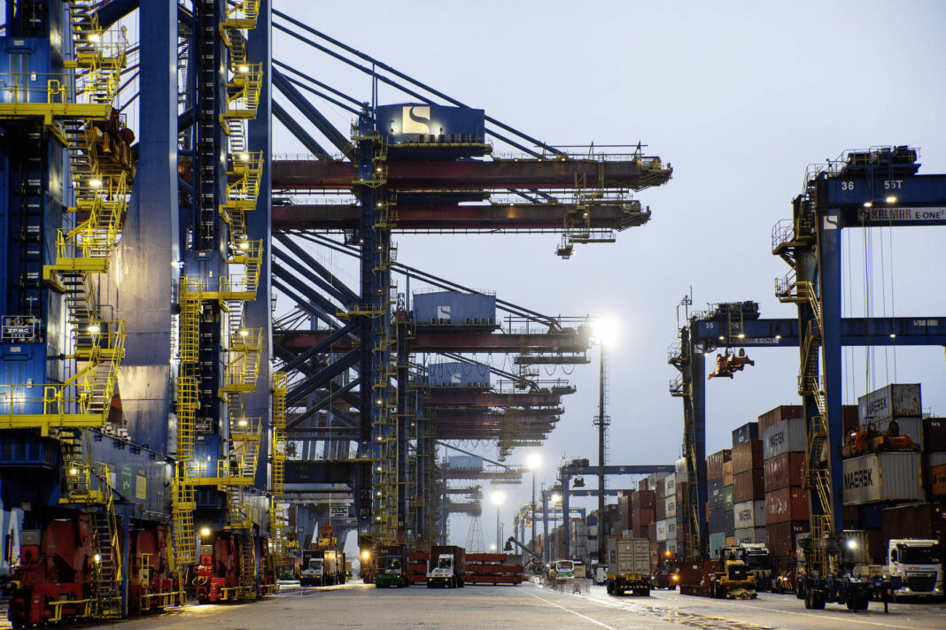 CMN amplia medidas para empresas afetadas por tarifas – 13/11/2025 – Mercado