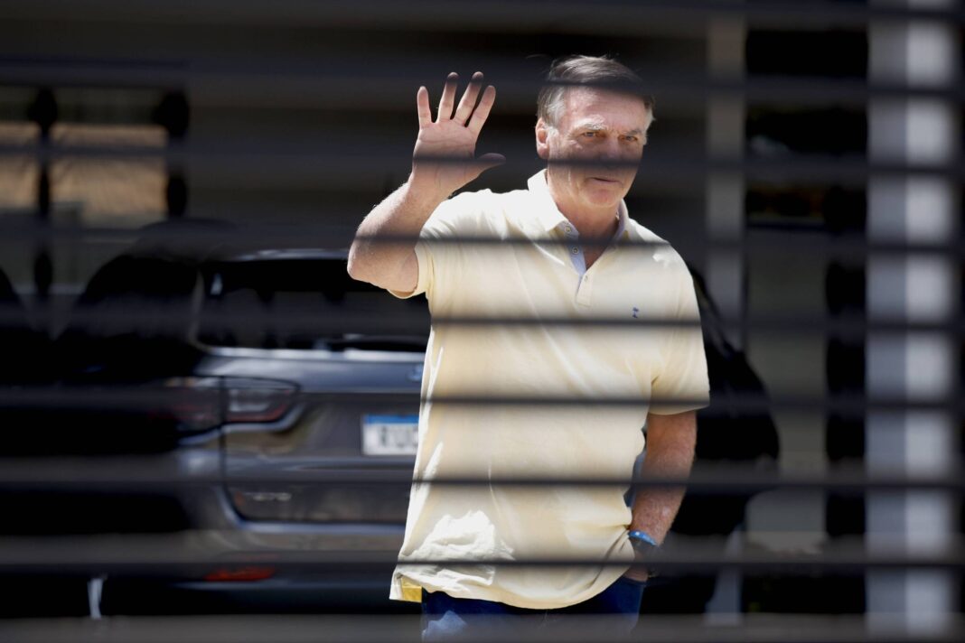 Aliados de Bolsonaro projetam reação tímida a prisão – 03/11/2025 – Poder