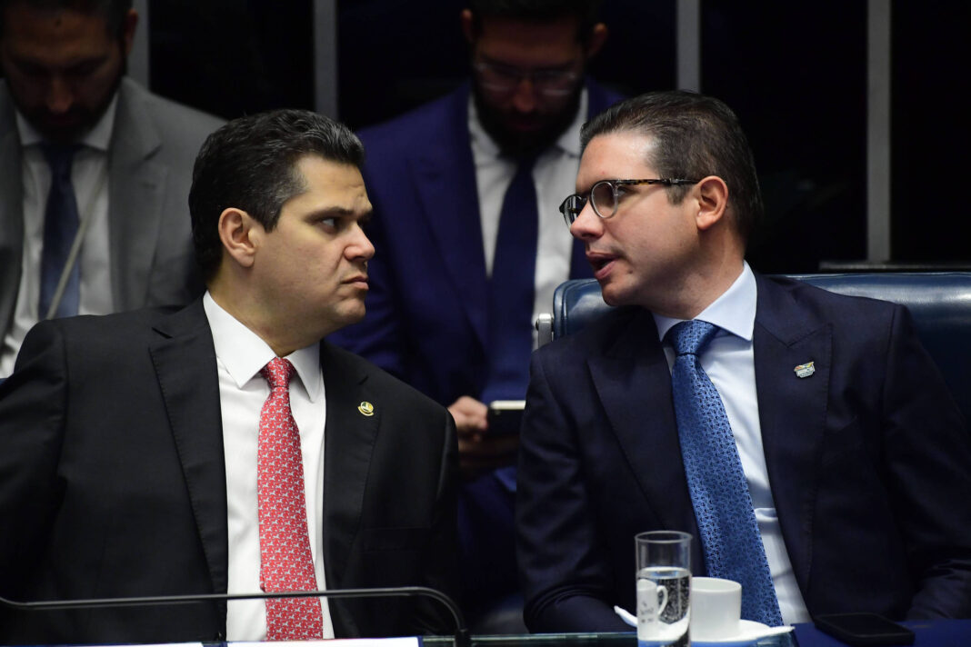 Relação entre Motta e Alcolumbre esfria – 16/11/2025 – Poder