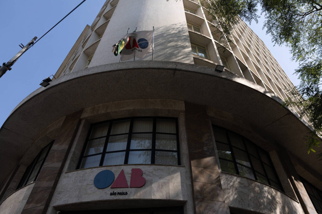 OAB-SP fará pesquisa com advogados sobre atuação do STF – 04/12/2025 – Painel