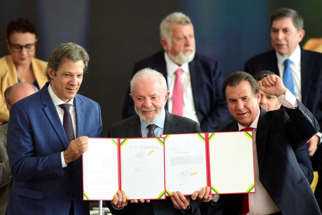 Empresas de vale-refeição são desconvidadas de cerimônia – 11/11/2025 – Painel S.A.