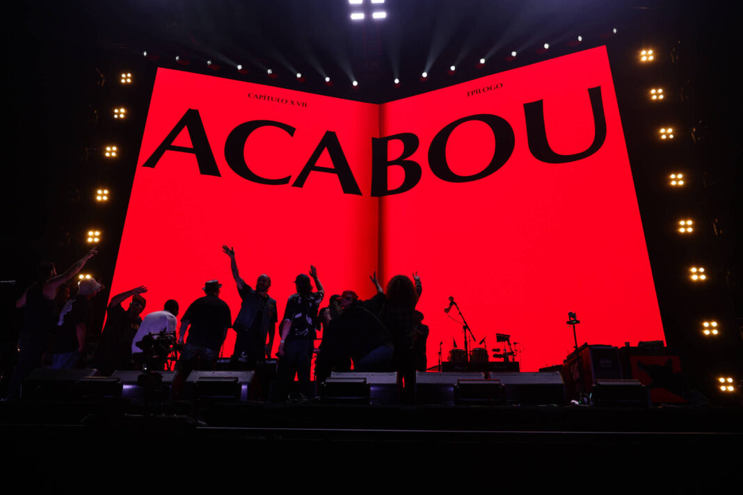 Planet Hemp se despede de SP com caldeirão de fumaça – 16/11/2025 – Ilustrada