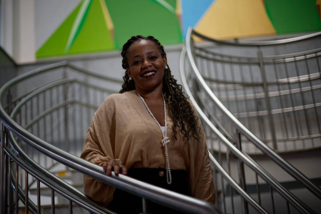 Direito se torna emancipador com negros, diz Adriana Cruz – 19/11/2025 – Poder