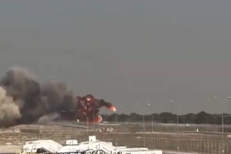 Jato indiano explode durante manobra em Dubai; veja vídeo – 21/11/2025 – Mundo