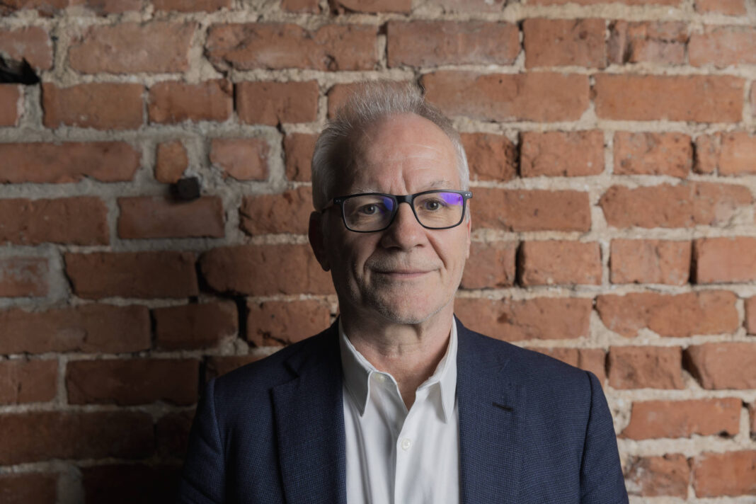 Diretor de Cannes lança documentário na Cinemateca em SP – 21/11/2025 – Mônica Bergamo