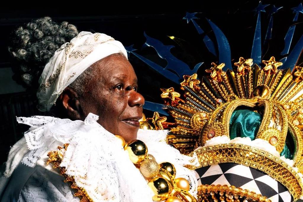 Conceição Evaristo se veste de baianas do Império Serrano – 21/11/2025 – Carnaval