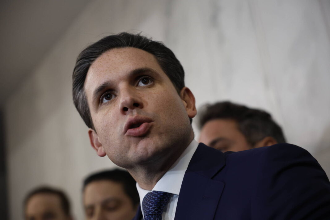 Aliados do governo veem Motta tentando proteger centrão – 25/11/2025 – Painel