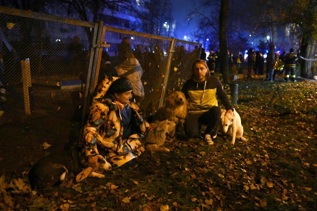 EUA reúnem russos e ucranianos para debater plano de Trump – 25/11/2025 – Mundo