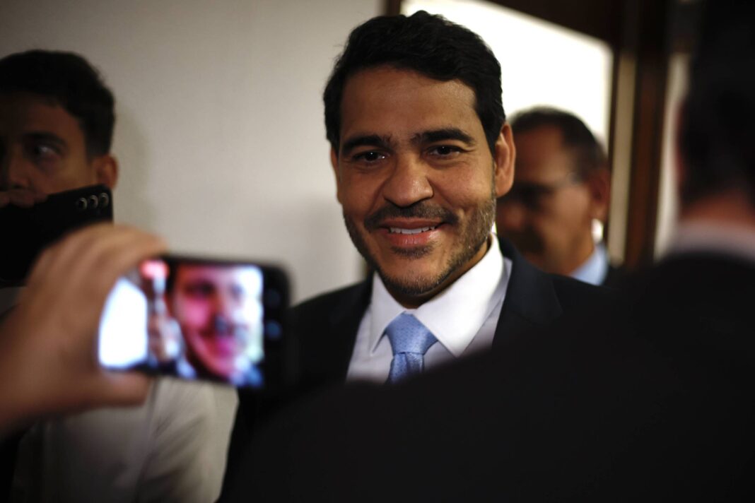 Messias quer se eximir de briga entre Alcolumbre e Lula – 26/11/2025 – Poder