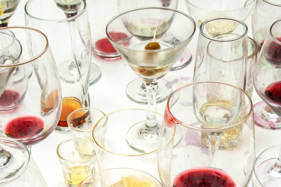 Consumo ocasional de álcool também traz riscos à saúde – 29/11/2025 – Equilíbrio