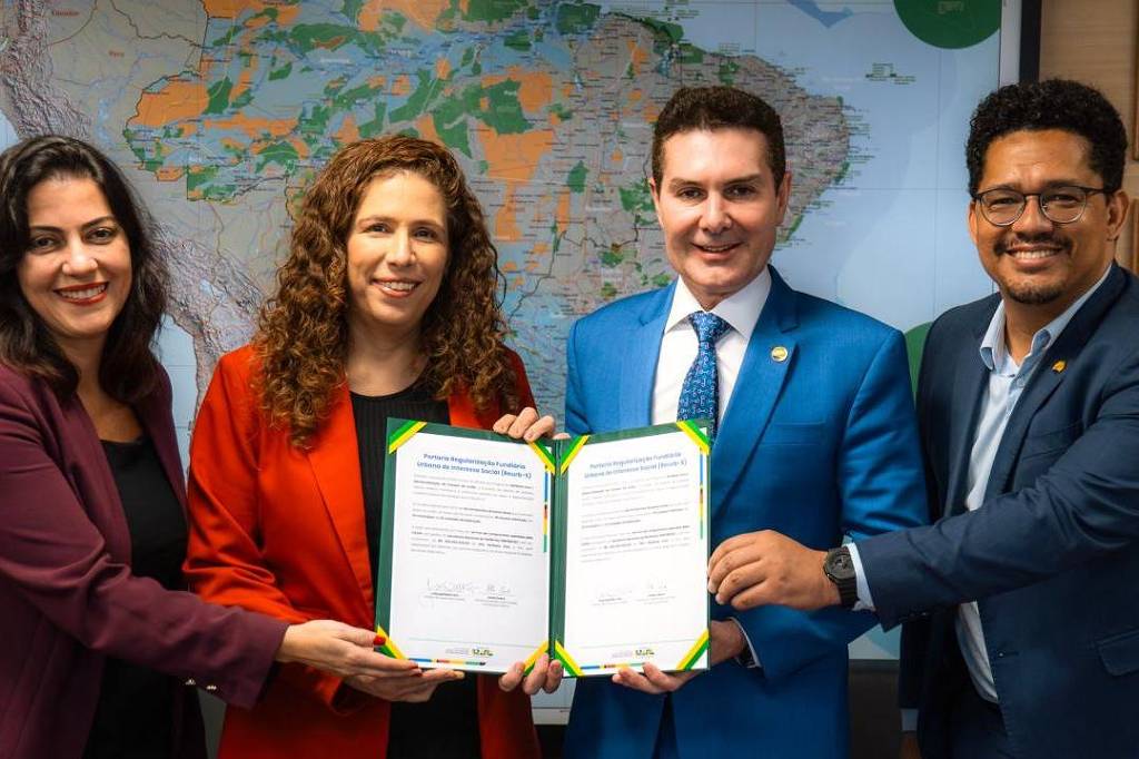 Governo vai regulariza imóveis de 142 mil famílias – 27/11/2025 – Painel