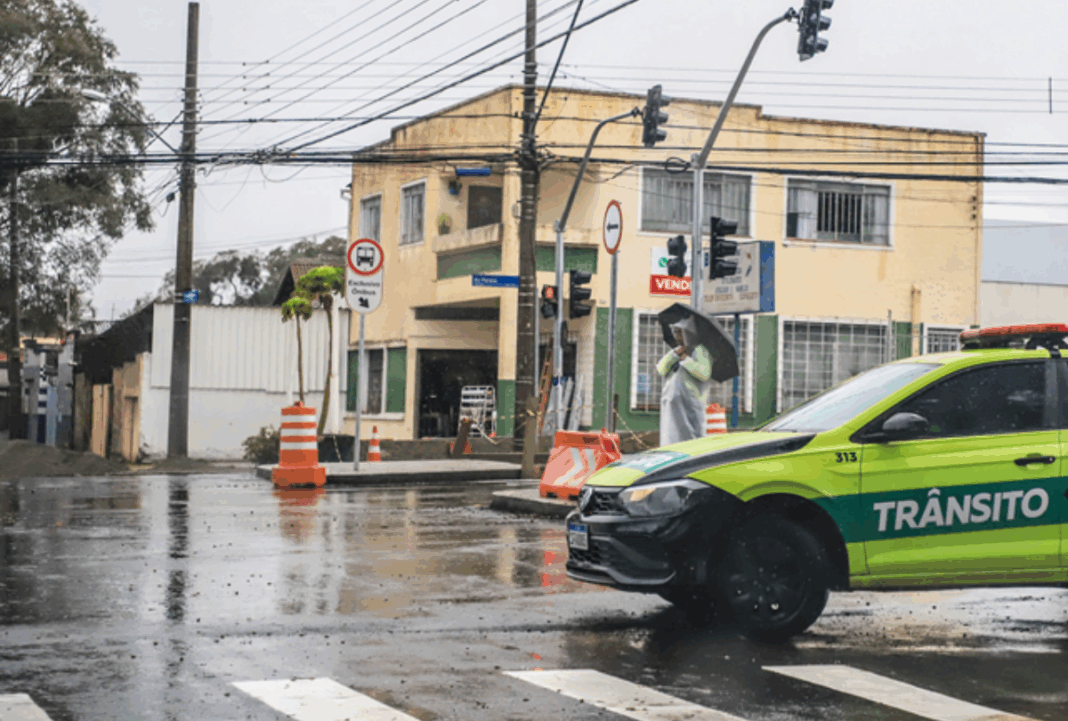 Ruas sofrem mudança de trânsito em Curitiba: confira