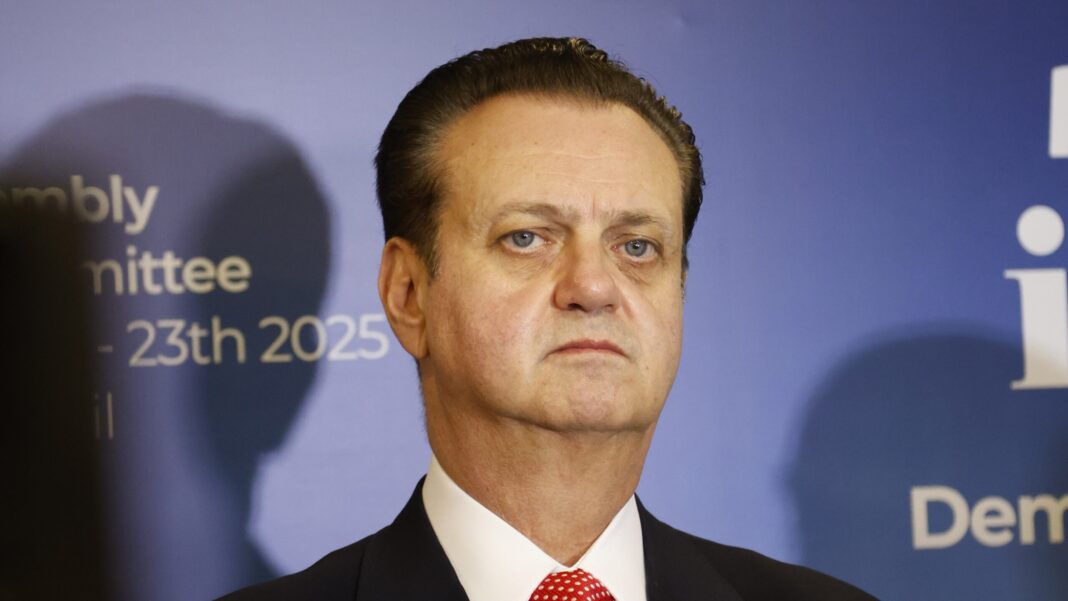 Kassab pavimenta centro-direita para eleição sem Bolsonaro