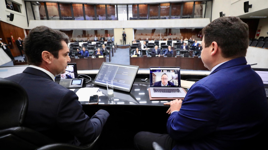 Assembleia Legislativa do Paraná | ALEP | Notícias > Assembleia anuncia repasse de R$ 3 milhões e encaminha à sanção medidas para acelerar suporte às vítimas do tornado em Rio Bonito do Iguaçu