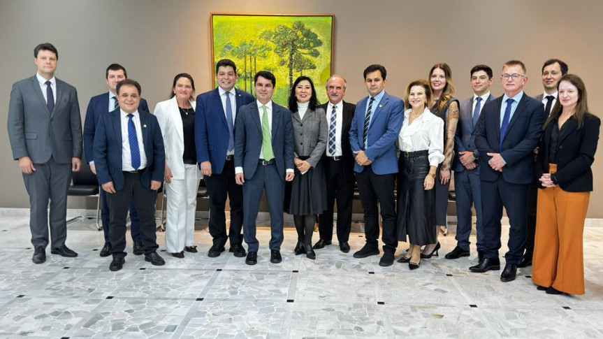 Assembleia Legislativa do Paraná | ALEP | Notícias > Comitiva reforça ao TJPR necessidade de nova Vara da Fazenda Pública em Cascavel