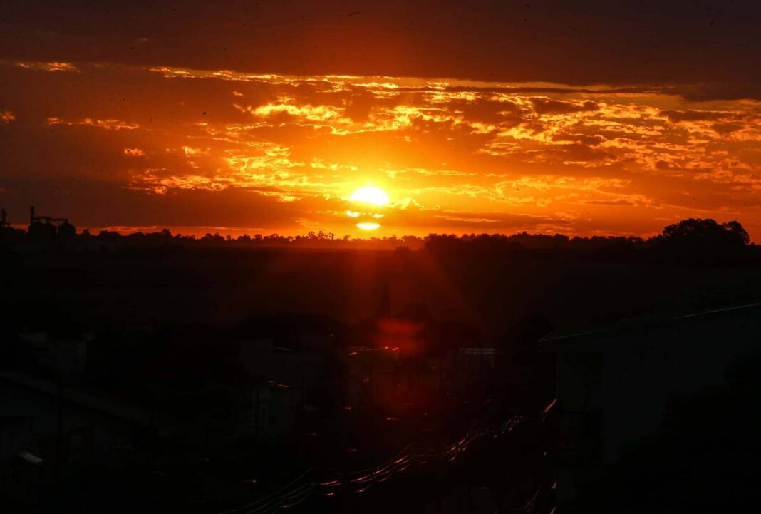 Onda de calor atinge o Paraná e promete máximas de até 38°C