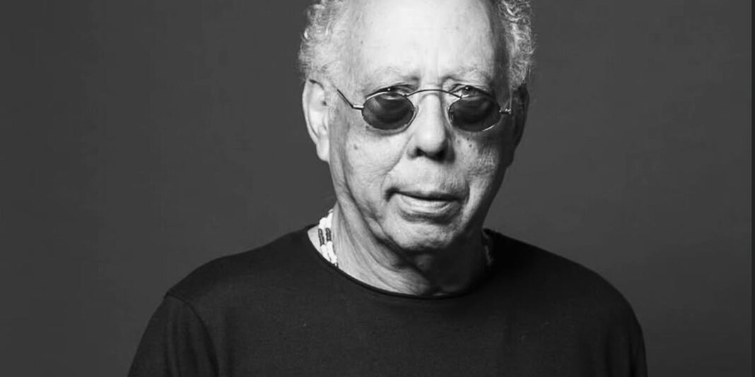 “Jards Macalé dizia que amor é gesto político”, afirma Lula