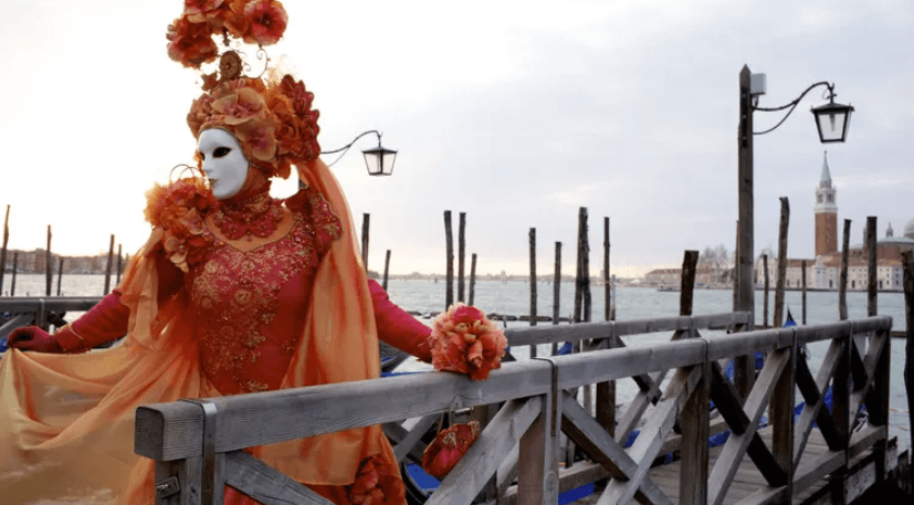 Fantasias Carnaval 2026: tendências