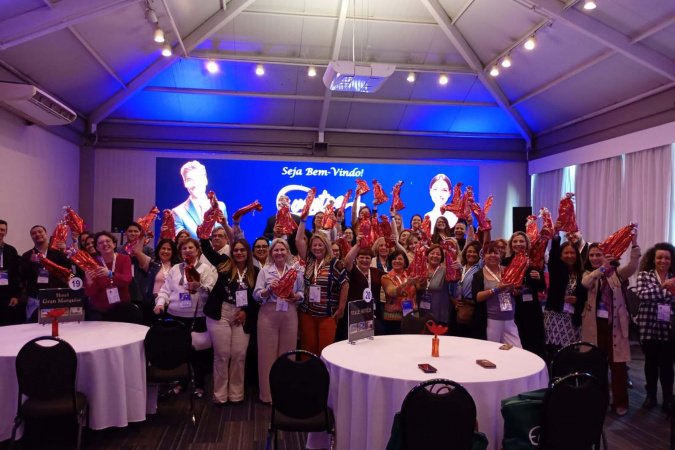 Setenta profissionais descobrem potencial do Turismo de Negócios e Eventos no Paraná