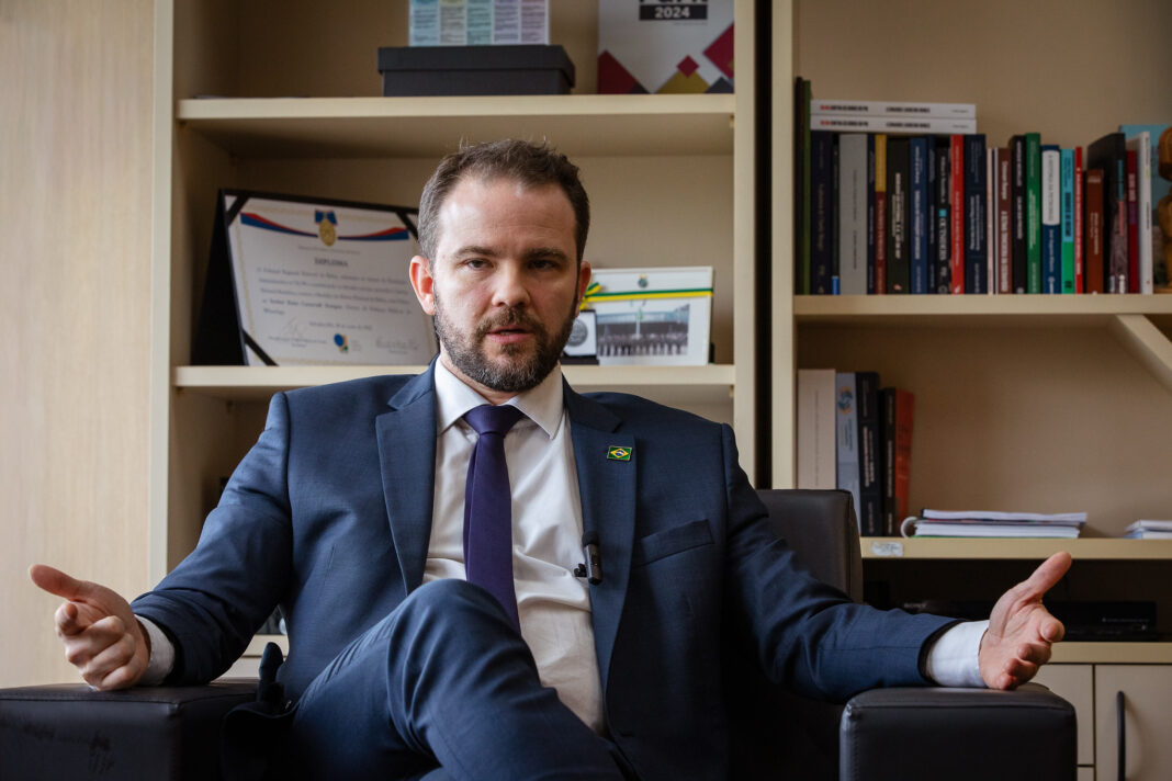 Governo Lula ameaça acionar STF para barrar “pautas-bomba”