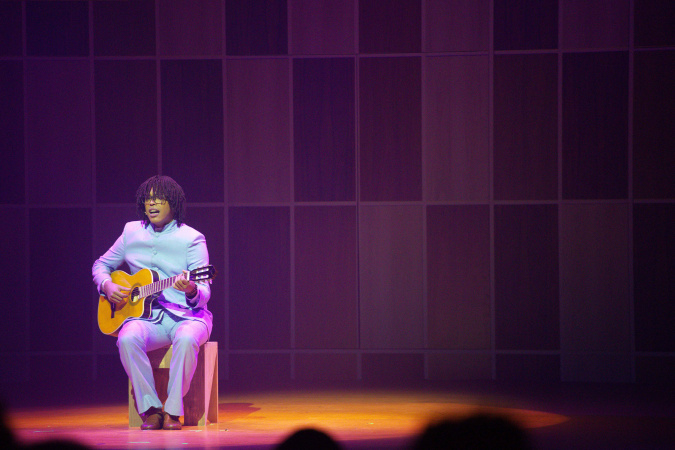 “Djavan, o Musical”: Guairão recebe espetáculo em tributo a um dos maiores nomes da MPB