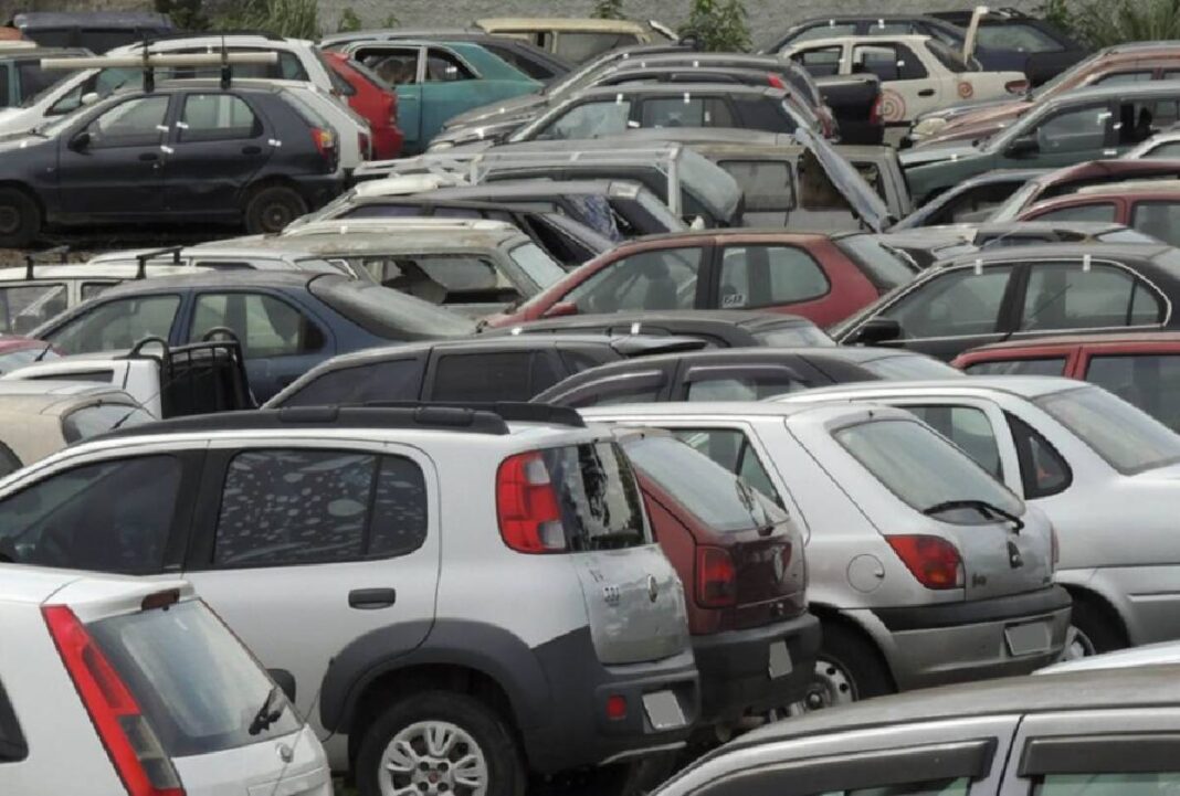 Leilão tem 147 carros com preços a partir de R$ 1 mil no Paraná