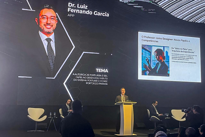 Portos do Paraná destaca avanços regulatórios em congresso internacional