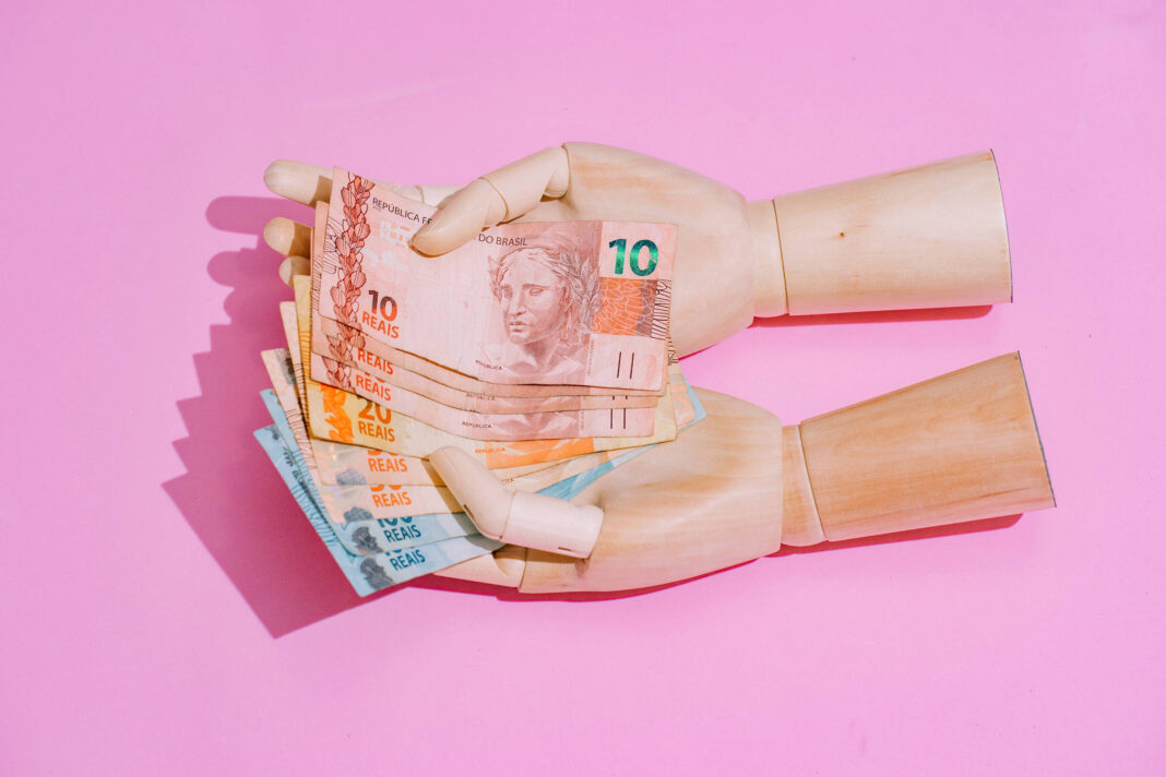 B3: Renda fixa e Tesouro Direto avançam com juros altos – 12/12/2025 – Mercado