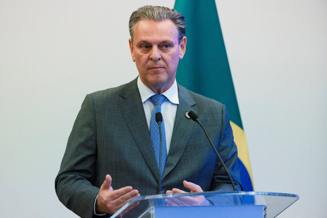 Ministro diz que não volta ao Senado para votar em Messias – 02/12/2025 – Painel