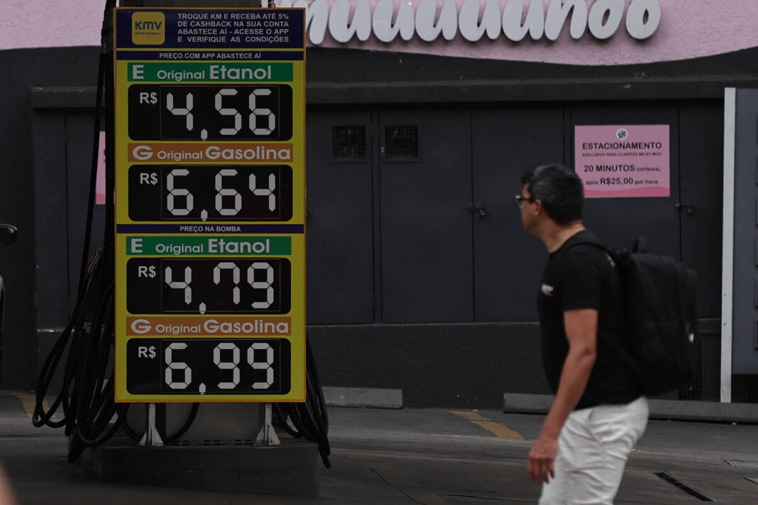 Zona norte lidera aumento do etanol em SP 2025 – 28/12/2025 – Mônica Bergamo