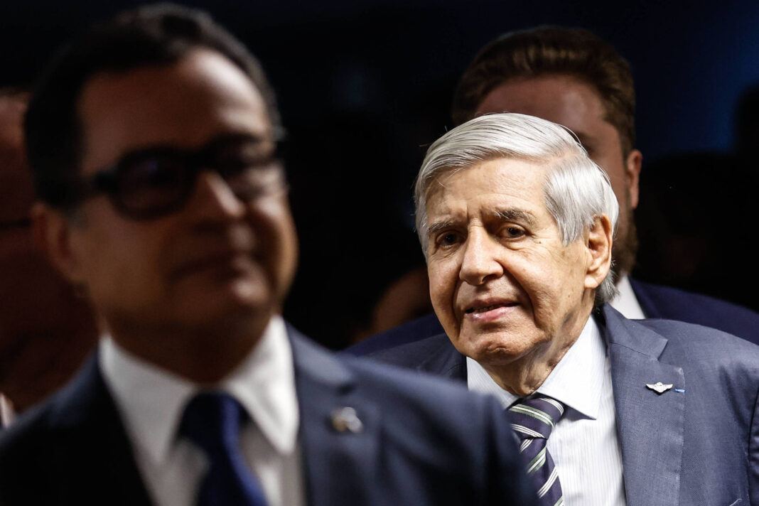 Moraes concede prisão domiciliar para Augusto Heleno – 22/12/2025 – Política