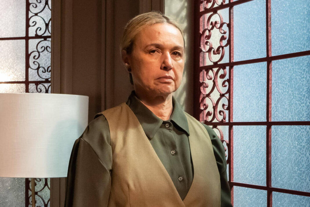 Kelzy Ecard: Atriz fala sobre tratamento contra o câncer – 02/12/2025 – Celebridades