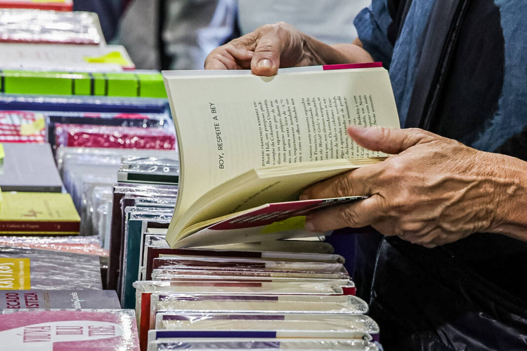 Mercado de livros gera 70 mil empregos, maioria no Sudeste – 08/12/2025 – Ilustrada