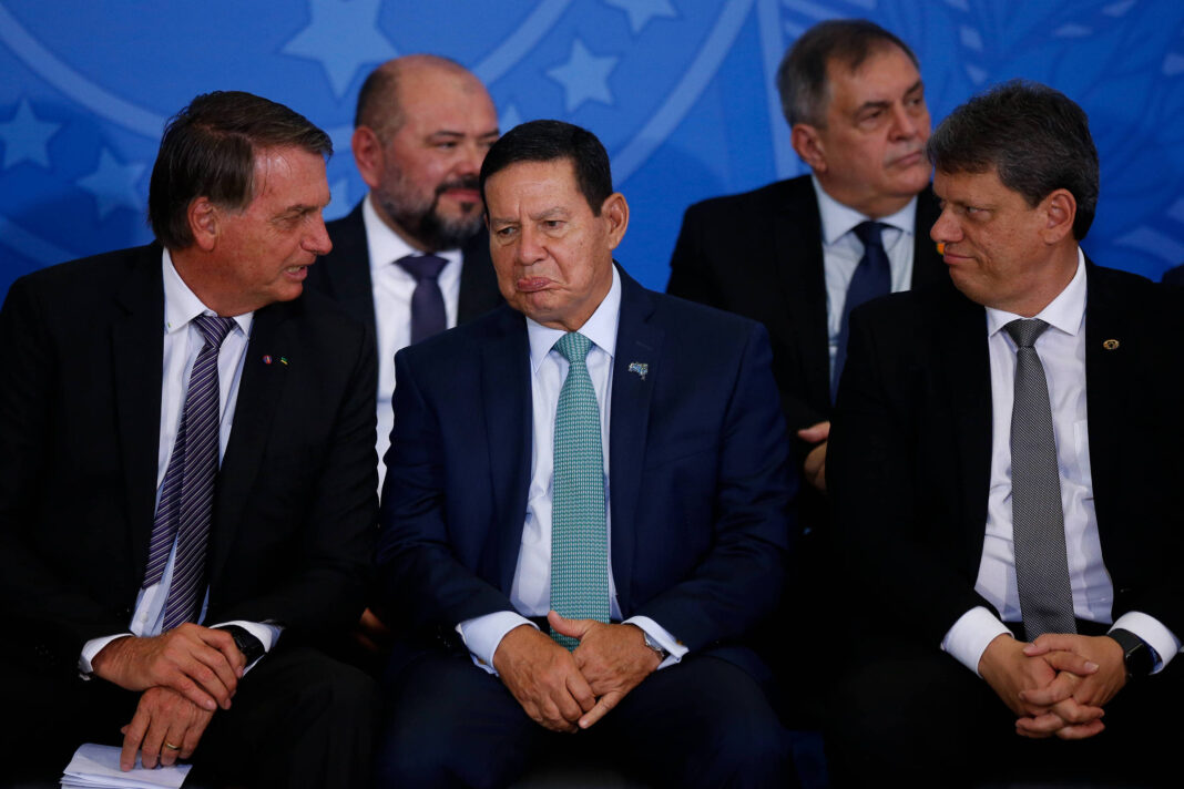 ‘Bolsonaro pode morrer de um dia para o outro’, diz Mourão – 14/12/2025 – Painel