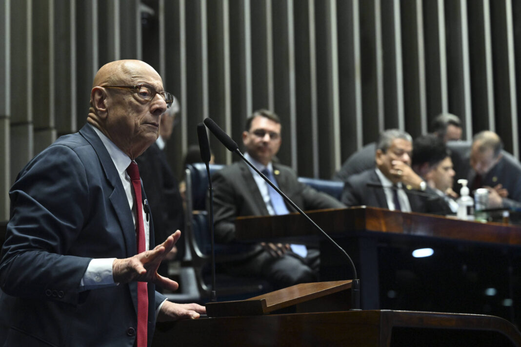 Relator da dosimetria tem cenário eleitoral incerto em SC – 13/12/2025 – Poder