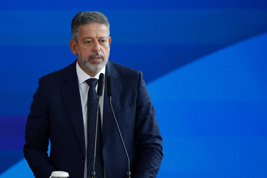 Glauber chama Lira de ‘articulador do Orçamento secreto’ – 12/12/2025 – Painel