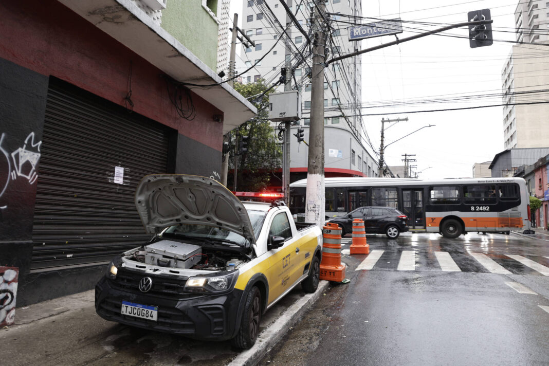 São Paulo ainda tem mais de 600 mil imóveis sem energia – 13/12/2025 – Cotidiano