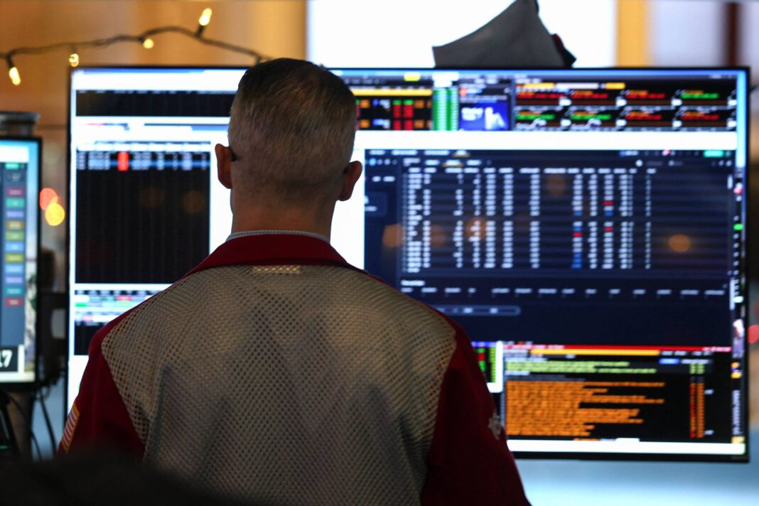 Wall Street reduz tecnologia e amplia setores – 13/12/2025 – Mercado