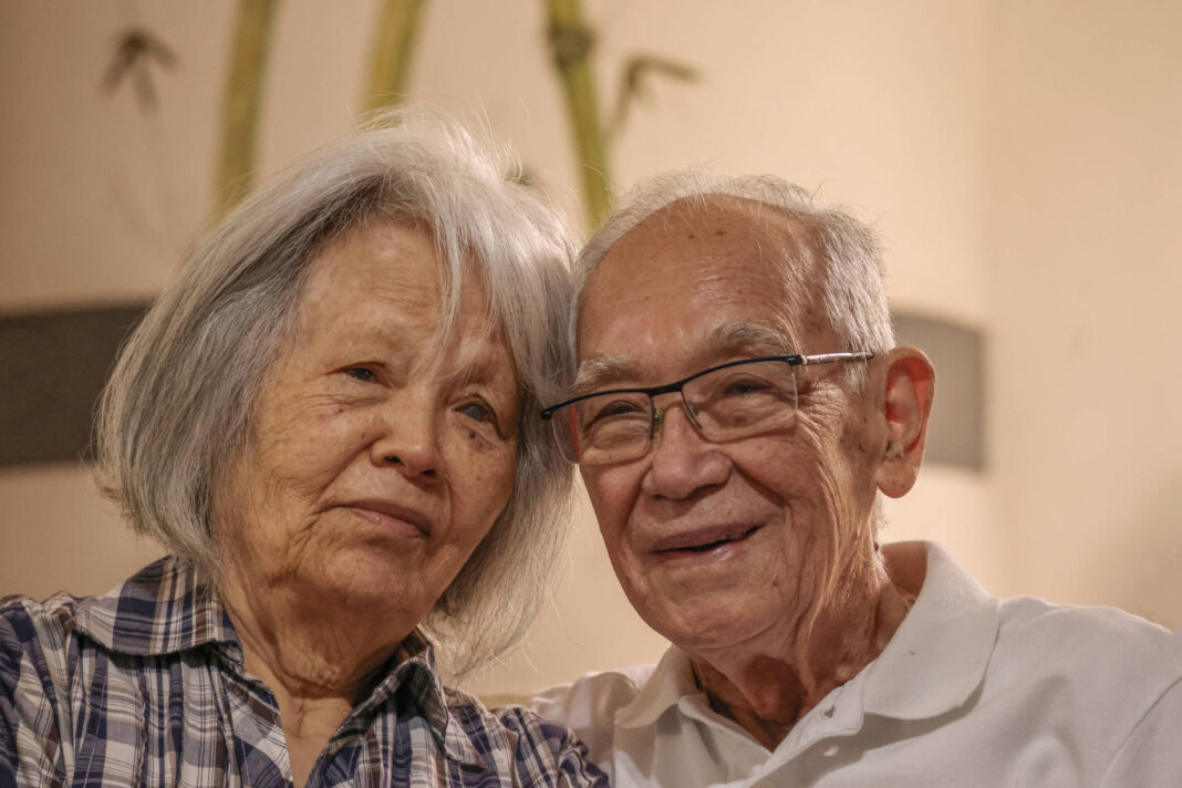 Como se aproximar dos mais velhos nas festas de fim de ano – 23/12/2025 – Equilíbrio