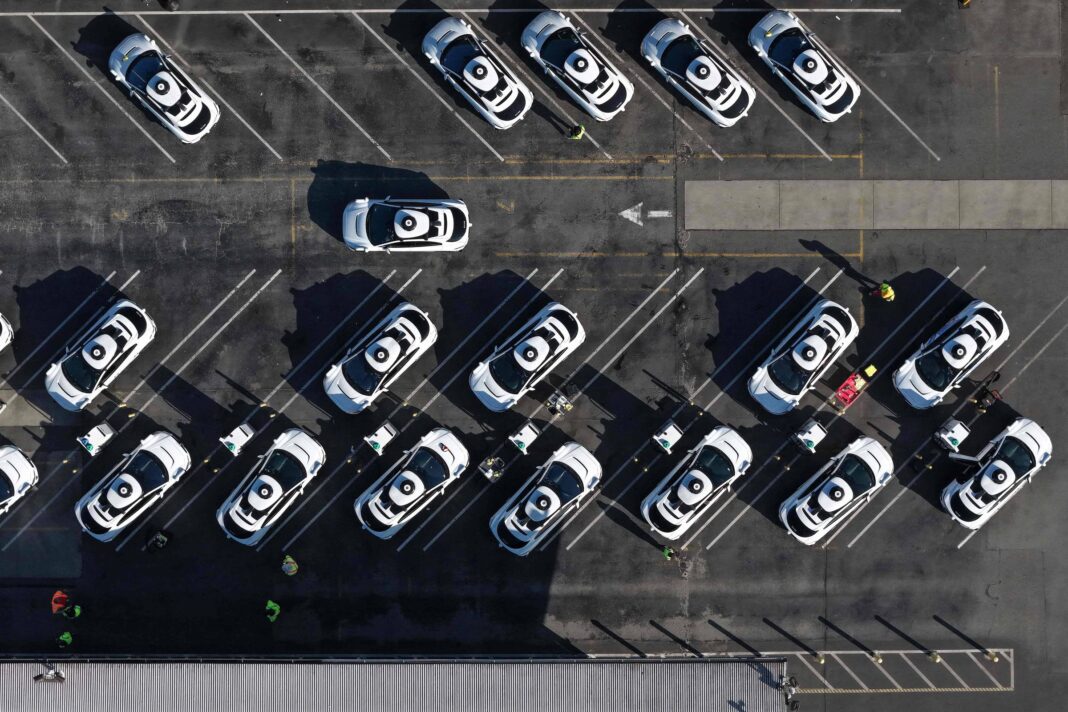 Robotáxis travam trânsito em São Francisco durante apagão – 25/12/2025 – Economia